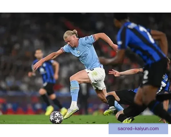 伊萨克森足球潜力持续提升,值得关注的年轻新星正逐渐崭露头角 伊萨克森足球潜力持续提升,值得关注的年轻新星正逐渐崭露头角