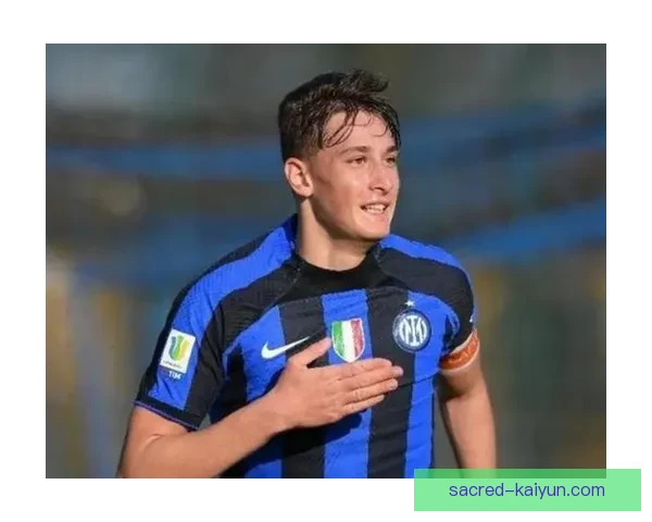 恰尔汗奥卢组织能力持续提升，中场调度表现稳健